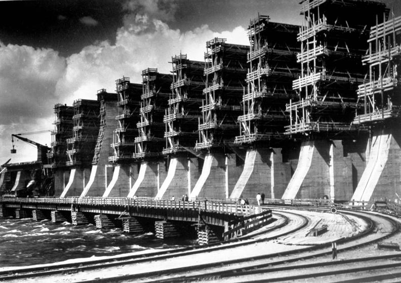 Russia's Dnieper River Dam, the world's largest, during the beginning phase of its construction.